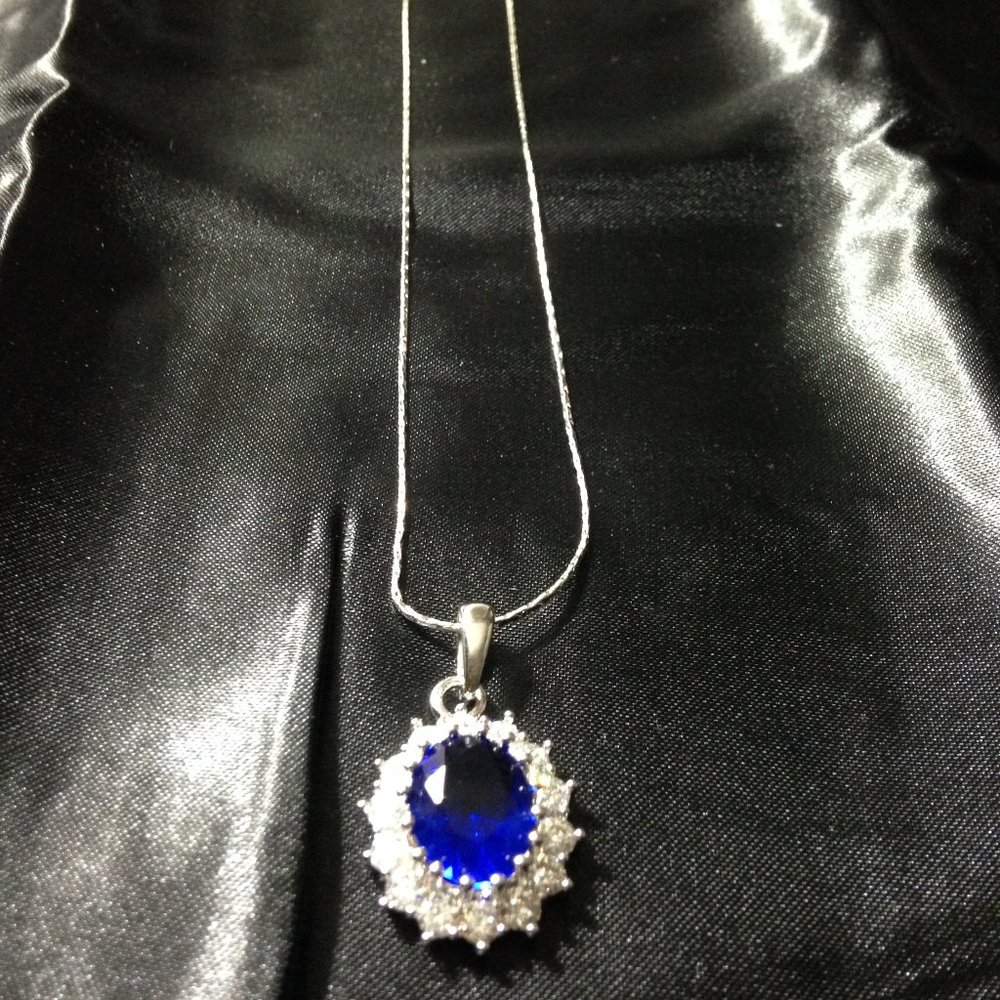 Sapphire Blossoming Necklace Gemstone